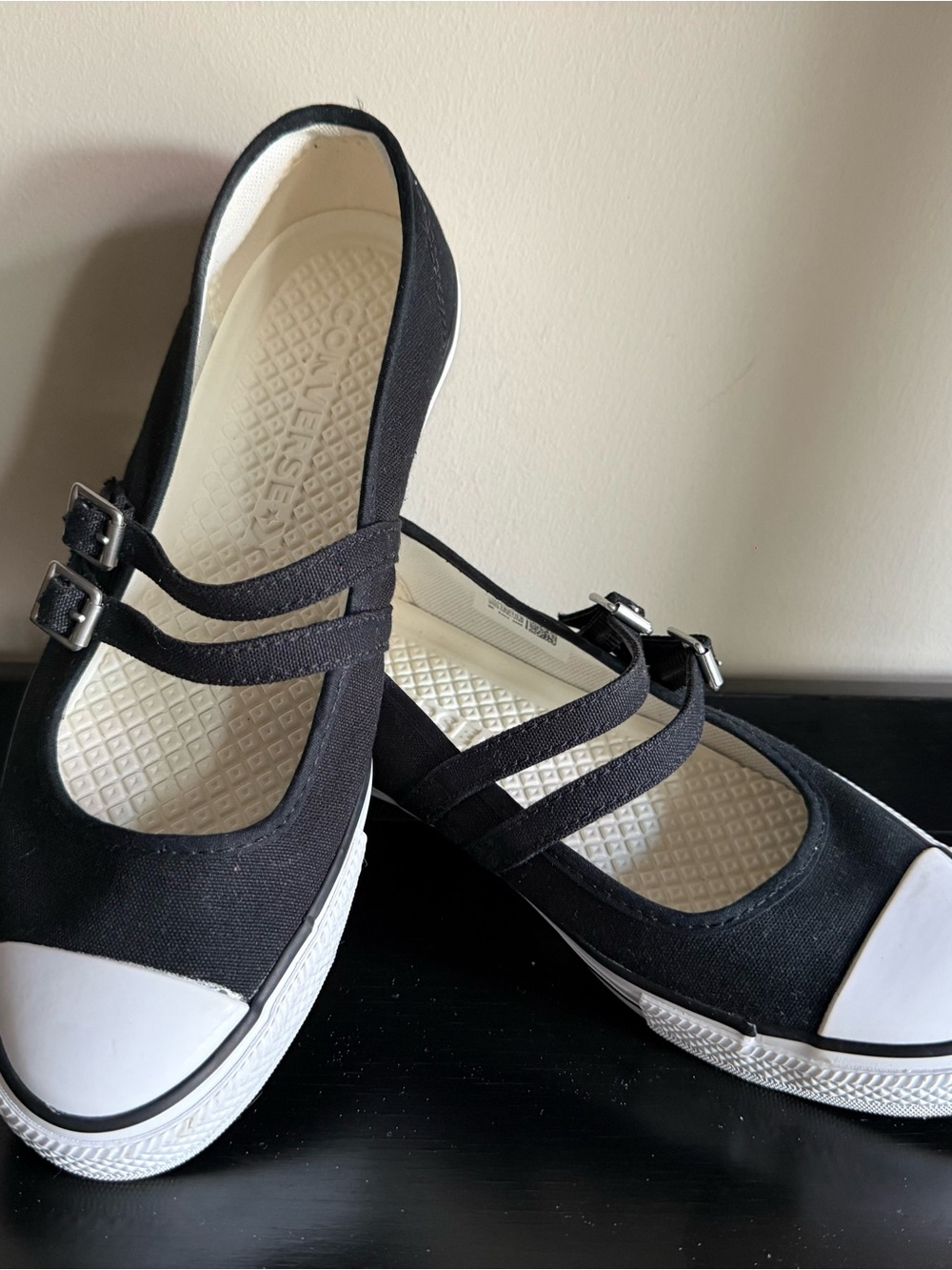 Converse Black Double Strap Mary Jane Sneakers Womenโs Size 9